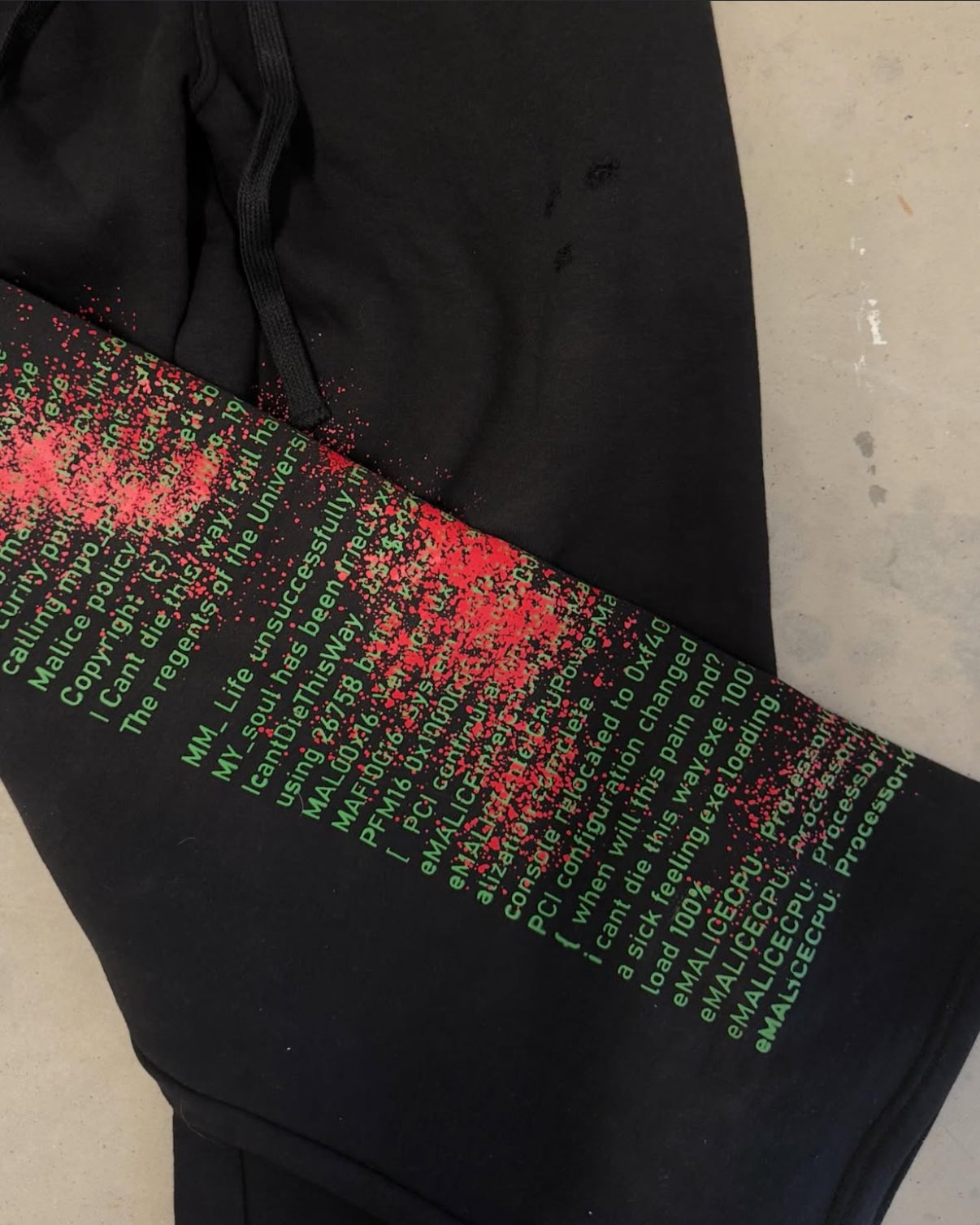 CODED BLOOD SWEATPANTS <3