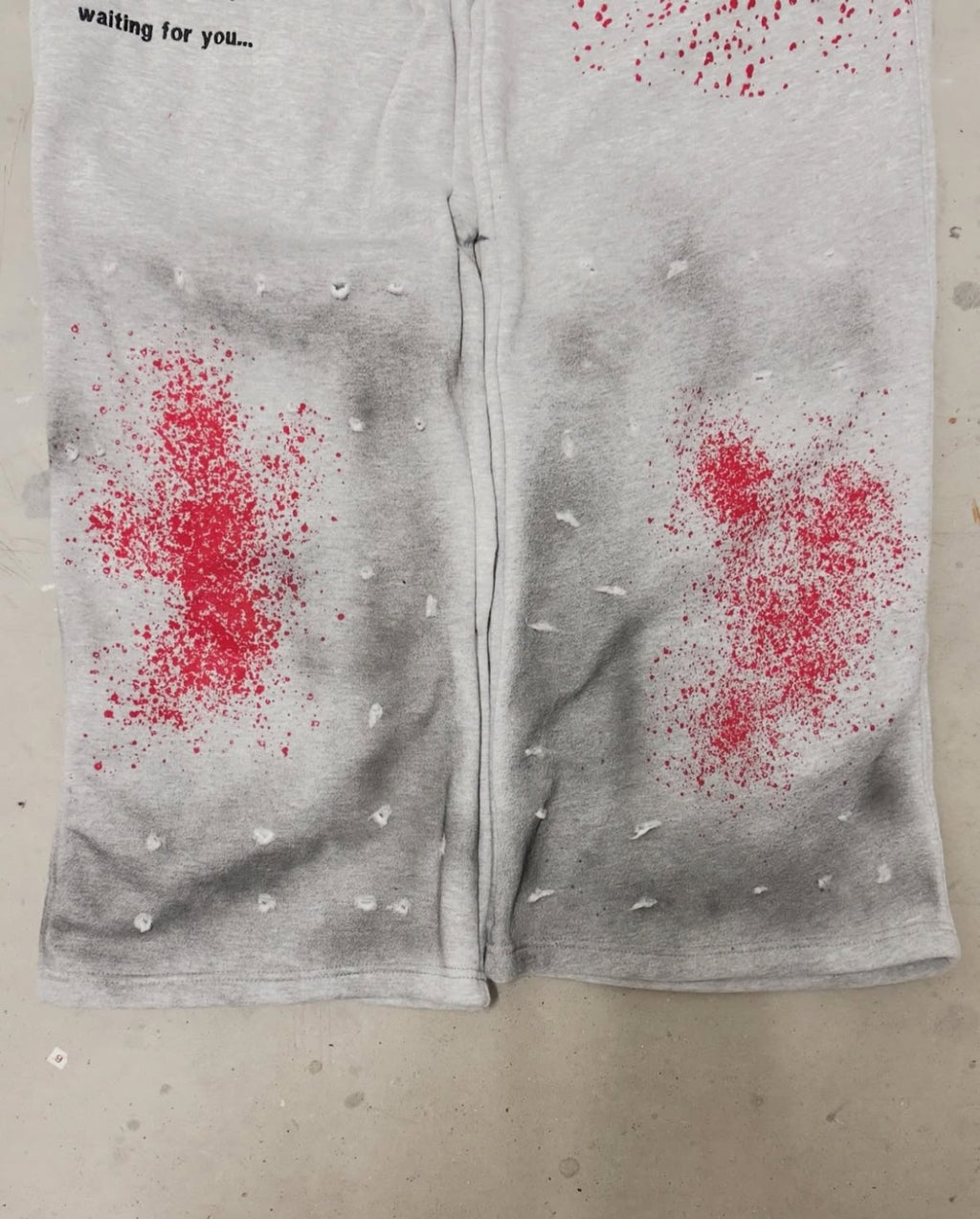 I CANT DIE LIKE THIS SWEATS <3