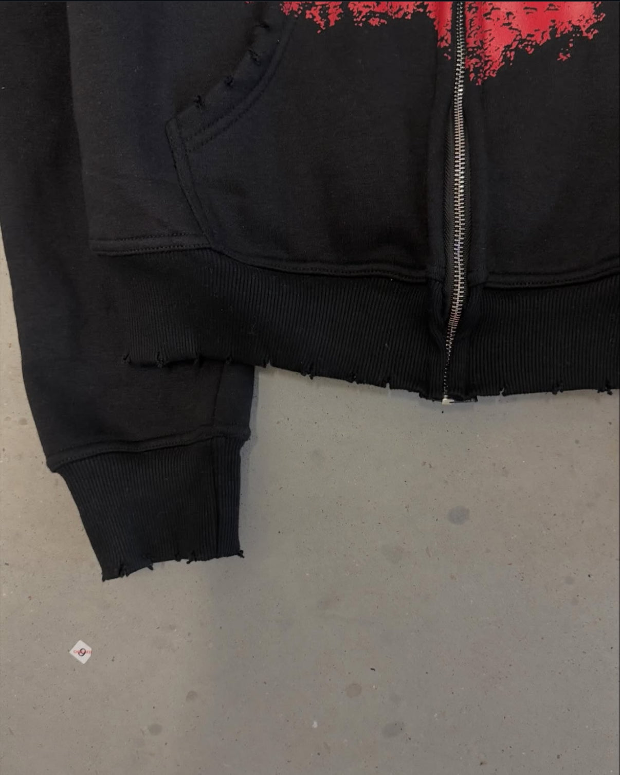 RESTLESS RAGE ZIP UP <3